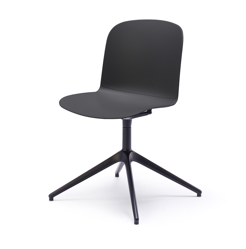 POLYPROPYLENE CHAIR