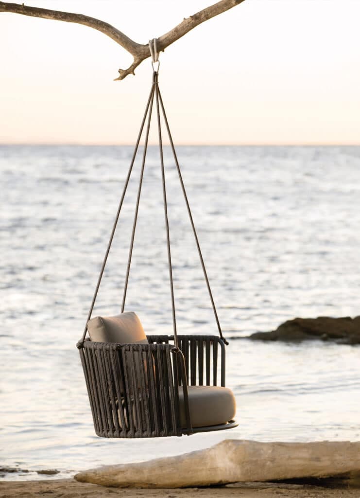 DE501-DAISY SWING