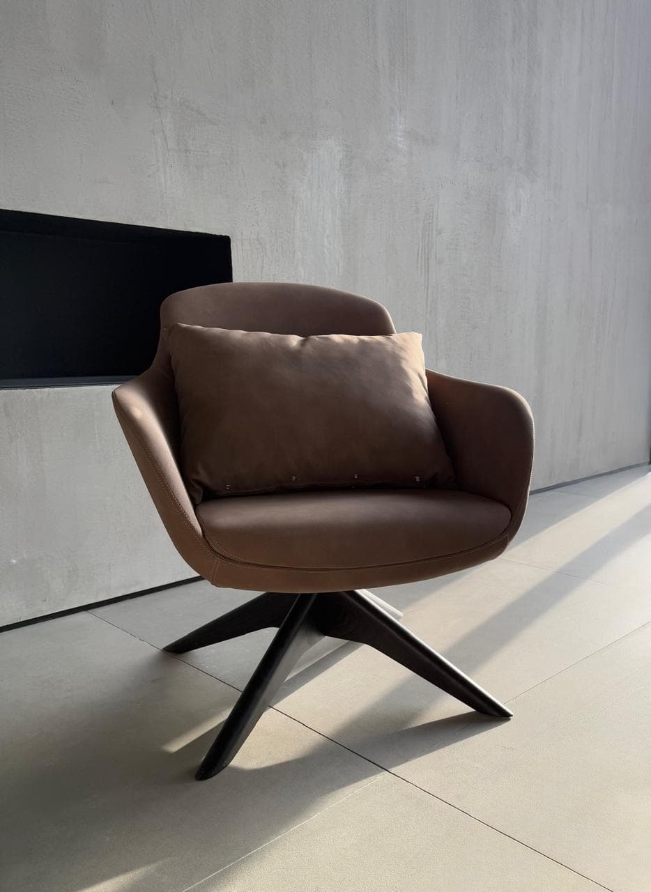 Q-EAST — photo 47